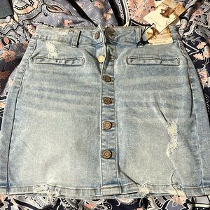 Never worn, brand new